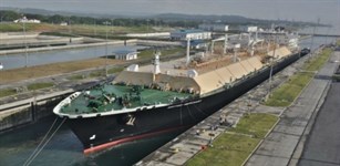 Bptt Lng Tanker Panama Canal -resized